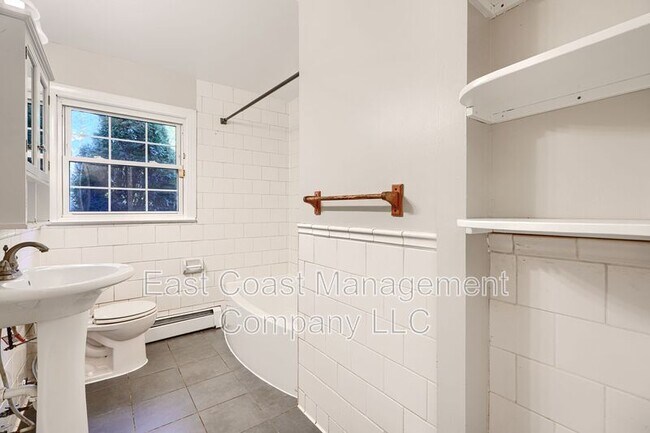 Building Photo - 7071 Pindell School Rd