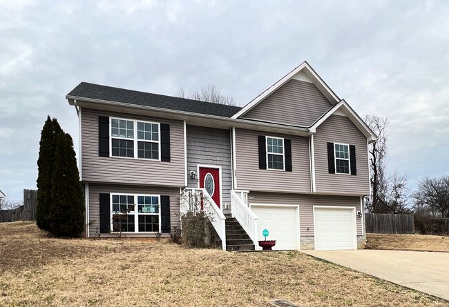 Primary Photo - Two Story 4-Bedroom Cedar Valley Home in C...