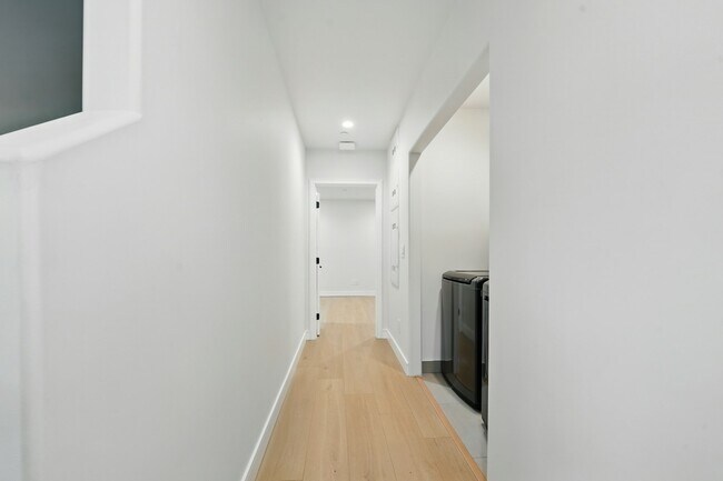 Building Photo - 8234 Blackburn Ave