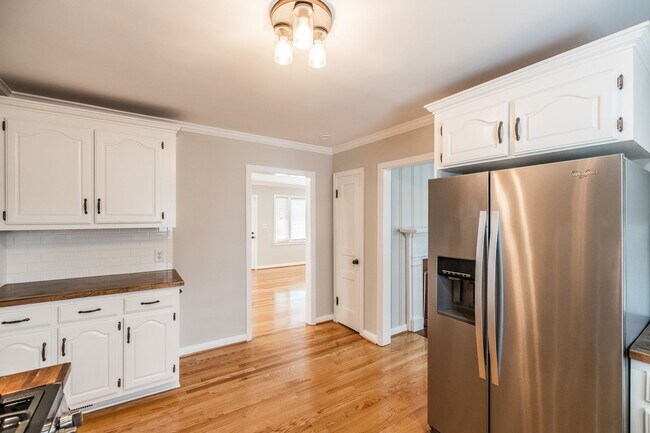 Building Photo - 336 Allen Dr