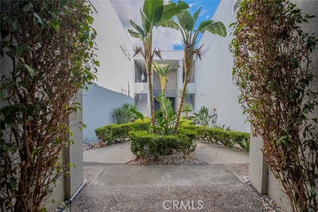 Building Photo - 432 S Sierra Madre Blvd