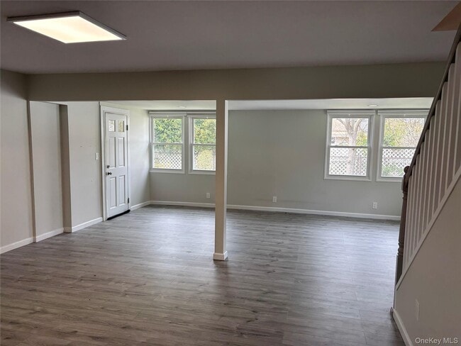 Building Photo - 55 Acre Ln