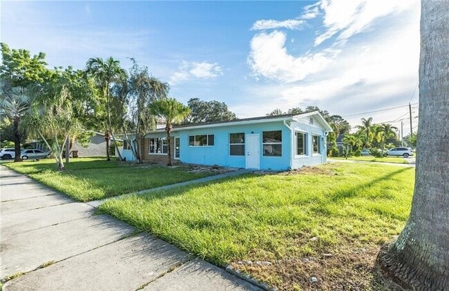 Primary Photo - Fort Myers Single Family Home