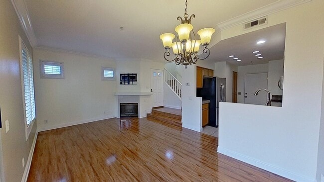 Building Photo - 1 Breakers Ln