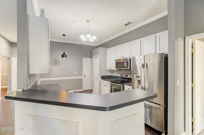 Building Photo - 8023 Tuxford Ln