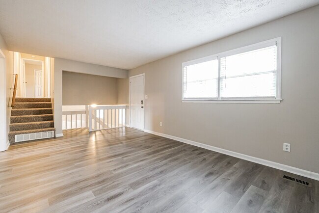 Building Photo - 4928 Spirit Ct SW