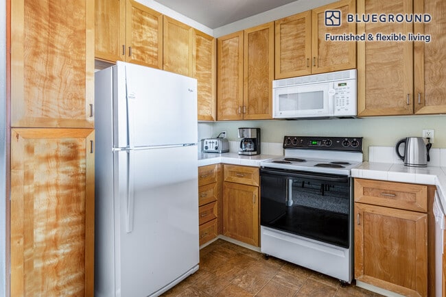 Building Photo - 1668 Hope Dr