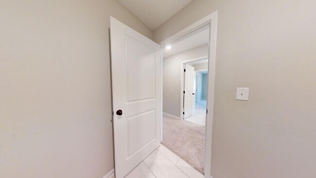 Building Photo - Large Home in The Preserve