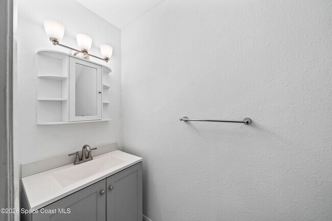 Building Photo - 1030 Ashley Ave