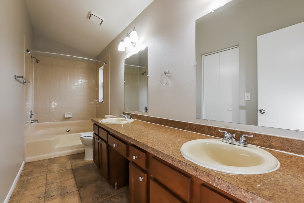 Building Photo - 11506 Smokethorn Dr