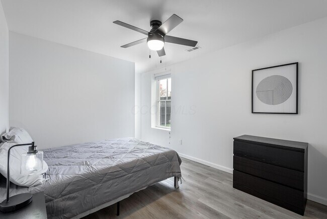 Building Photo - 62 S Main St