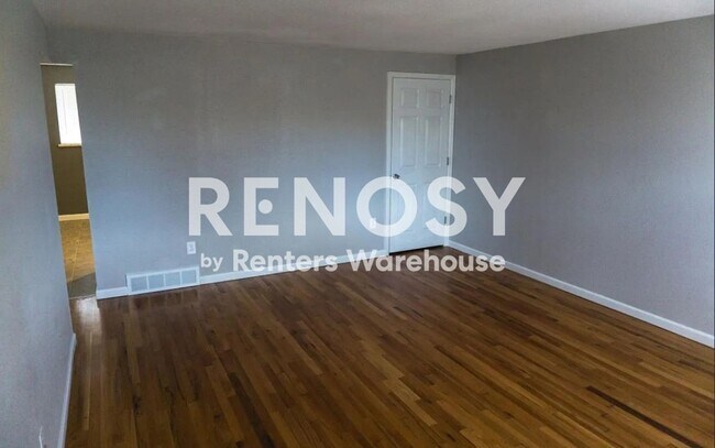 Building Photo - Spacious 4-Bedroom Duplex Near Anschutz Medical Campus – Available Now!