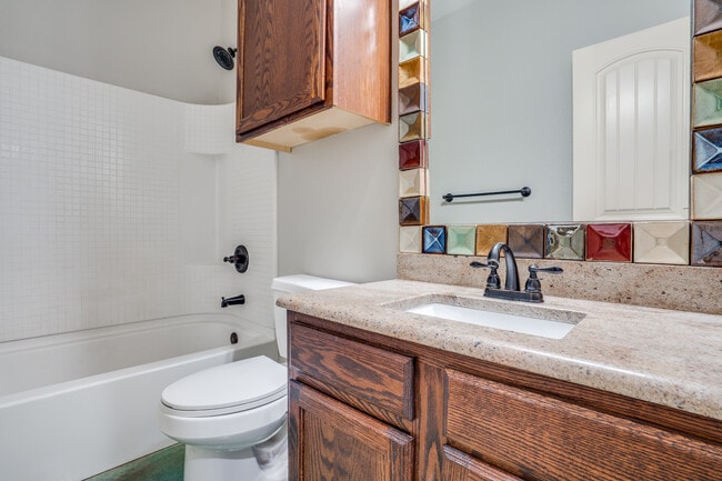 Building Photo - 2714 Merida Ave