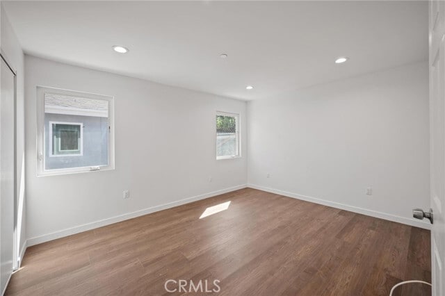 Building Photo - 7445 Balcom Ave