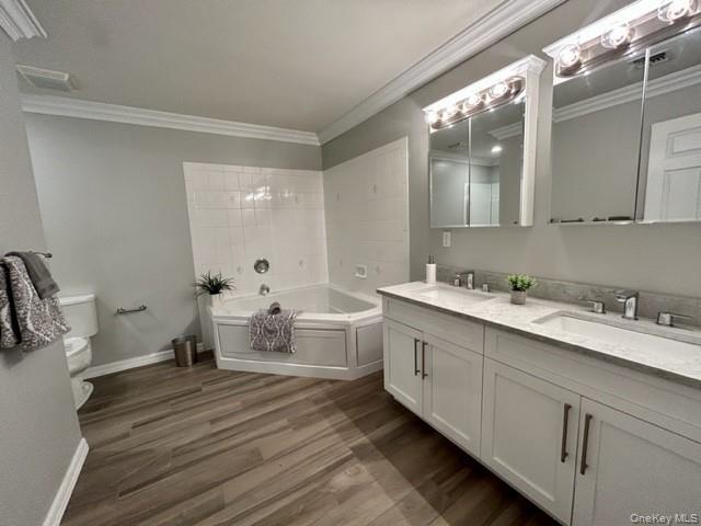 Building Photo - 98 Village Green Dr