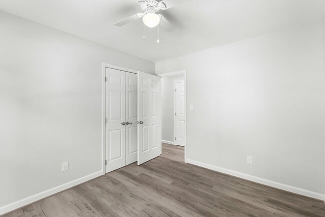Building Photo - 3641 Meadow Creek Ln