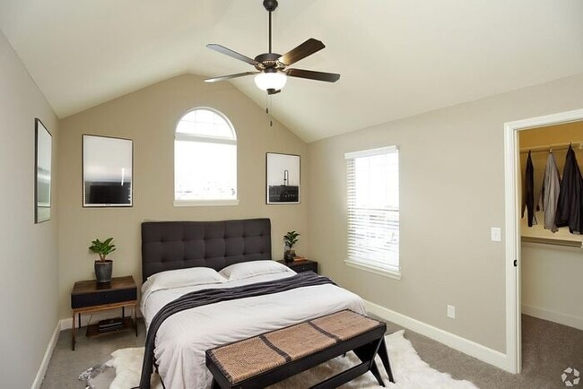 Building Photo - Eagle Creek Townhomes - Exterior Townhome - Your New Home Comes with Big Monthly Savings