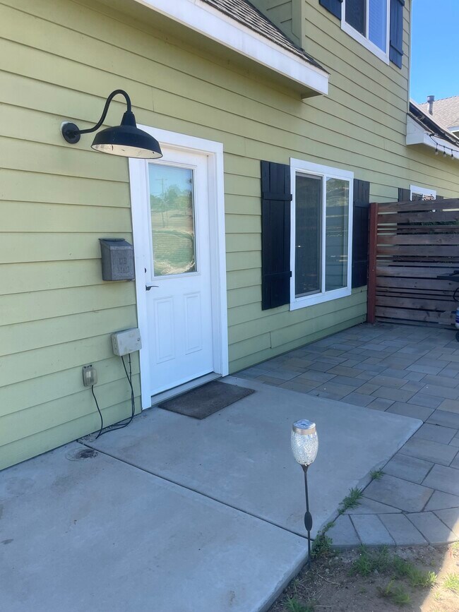 Building Photo - 32081 Anna Marie Ln