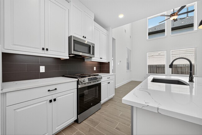 Building Photo - 13085 Brookwood Bnd Ln