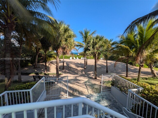 Building Photo - 9341 Collins Ave