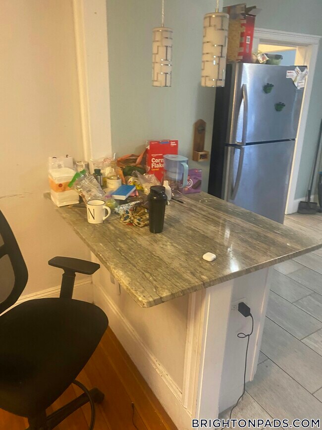 Building Photo - 11 Atkins St