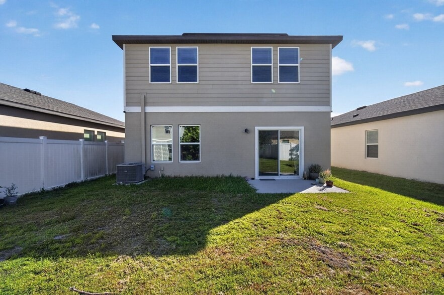 Building Photo - 35568 Shade Fern Ln