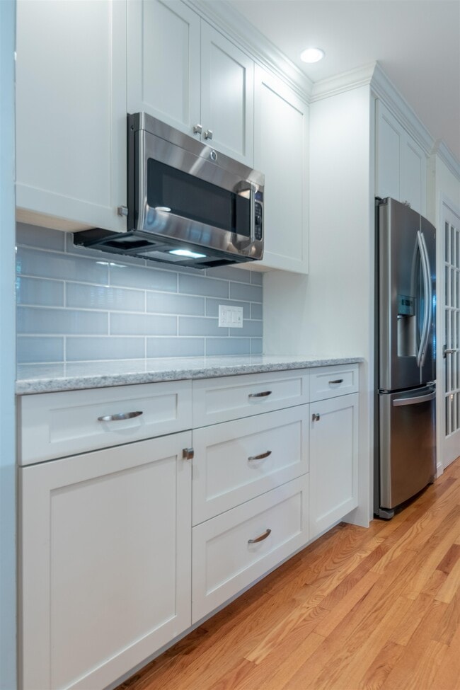 Building Photo - 12 Morningstar Dr