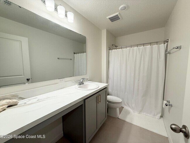 Building Photo - 3749 Grappler Cir SE