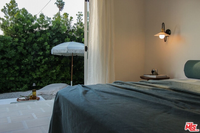 Building Photo - 349 Stowe Terrace