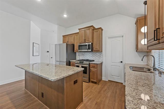 Building Photo - 5018 Ridgeview Ln