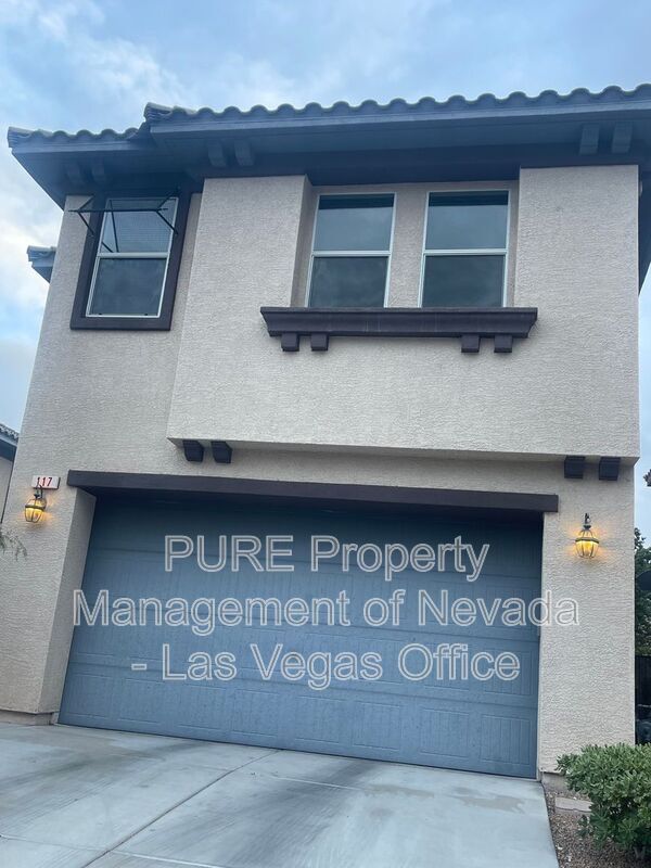 Building Photo - 117 Castle Course Ave