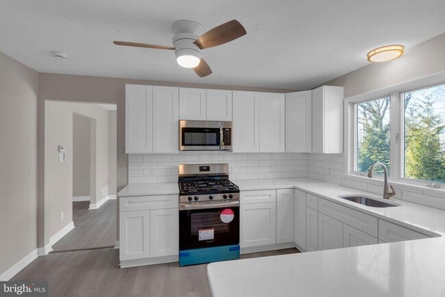 Building Photo - 370 NJ-156