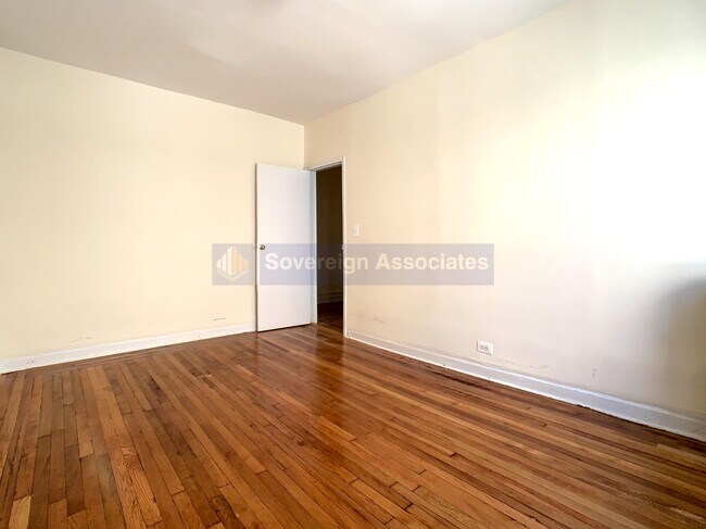 Building Photo - 270 Fort Washington Ave