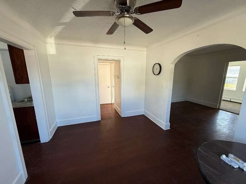 Building Photo - 22174 Cushing Ave