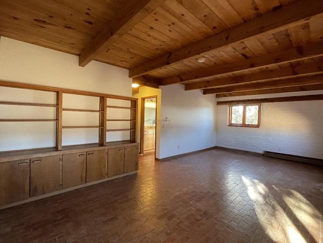 Building Photo - 311 Portrillo Dr