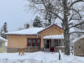 Building Photo - AVAILABLE JUNE 1st - 2 Bed 1 Bath Near Campus