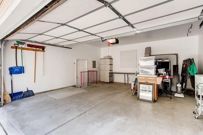 Building Photo - 1036 Tierra Ln