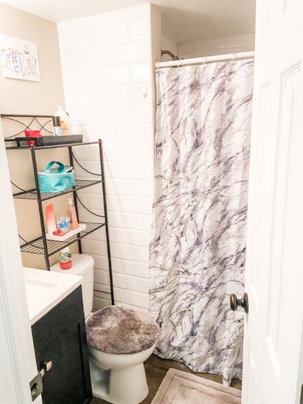 Building Photo - 4602 Simms St