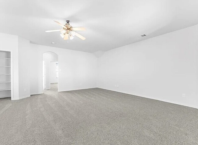 Building Photo - 8404 Hitching Tr