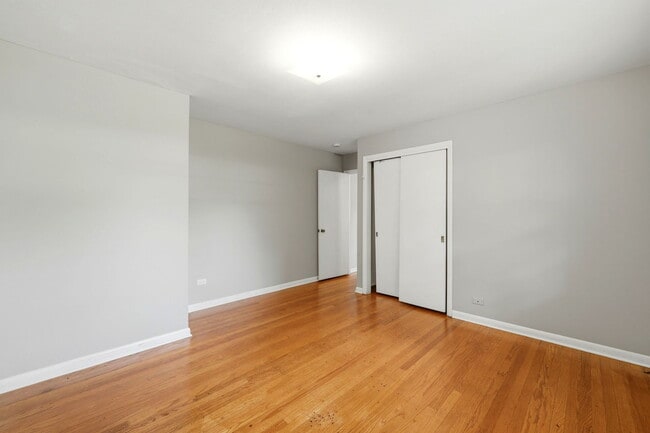 Building Photo - 152 Crestwood Dr