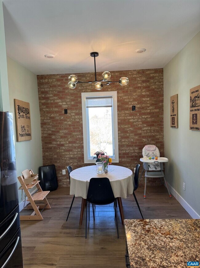 Building Photo - 1116 Altavista Ave