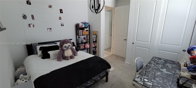 Building Photo - 11637 SW Lyra Dr.