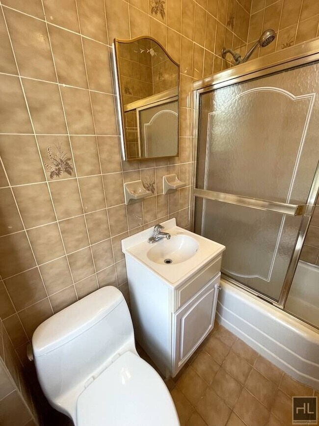 Building Photo - 25 ROAD