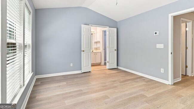 Building Photo - 3389 Lathenview Ct
