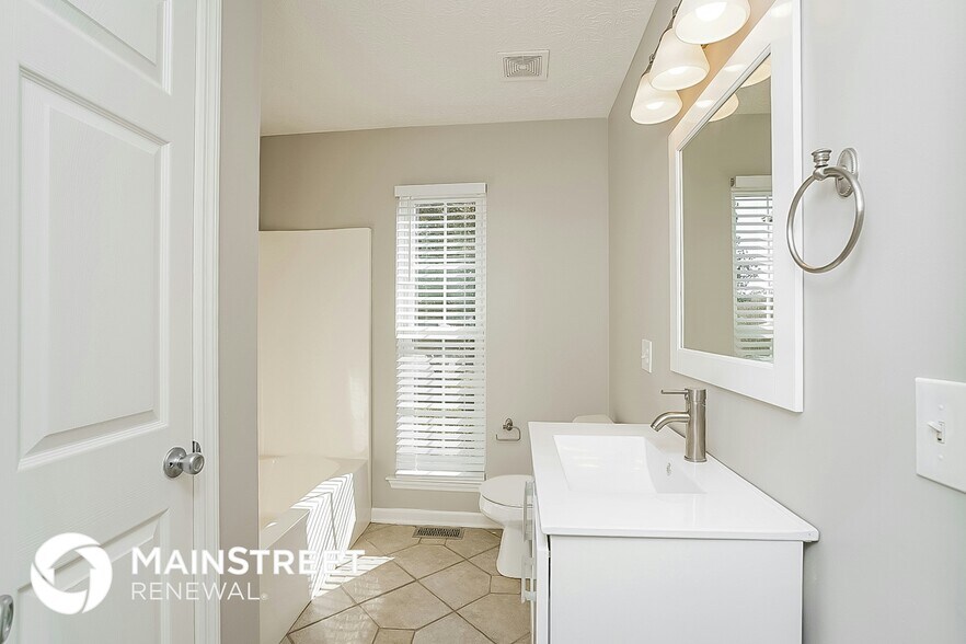 Building Photo - 108 Waterford Way