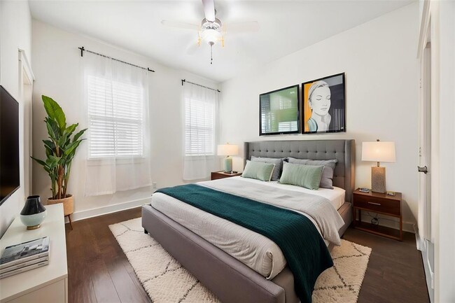 Building Photo - 2520 Bluebonnet Ln