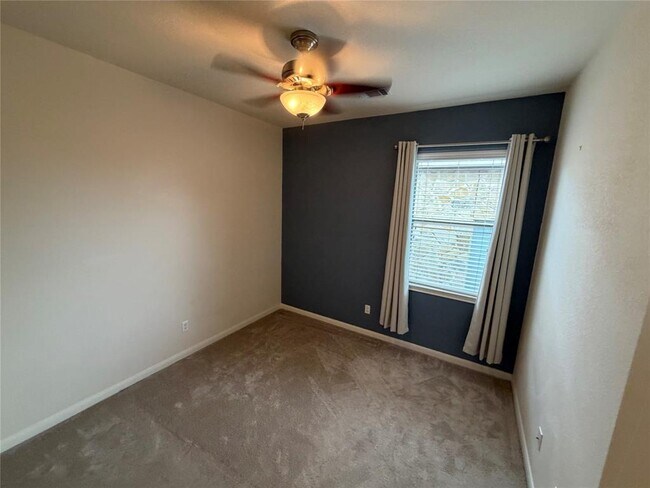 Building Photo - 11400 W Parmer Ln