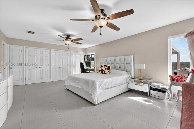 Building Photo - 16405 SW 228th St