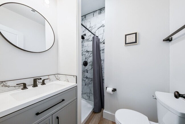 Building Photo - 238 Oleander Dr