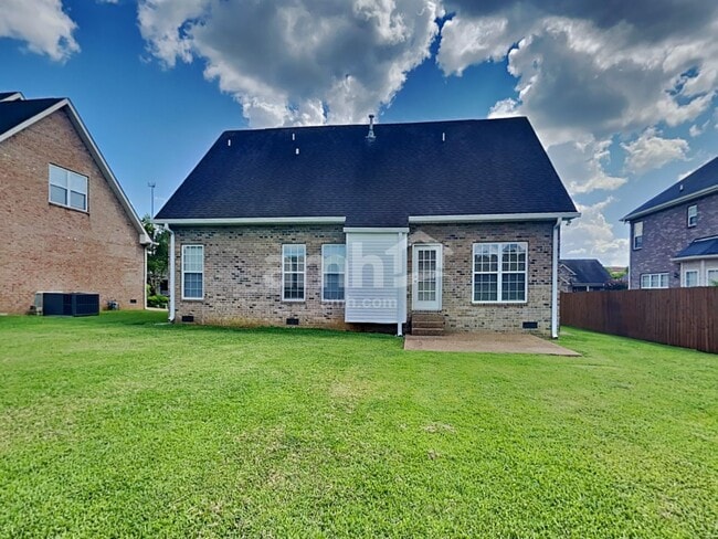 Building Photo - 1017 Stonehollow Way